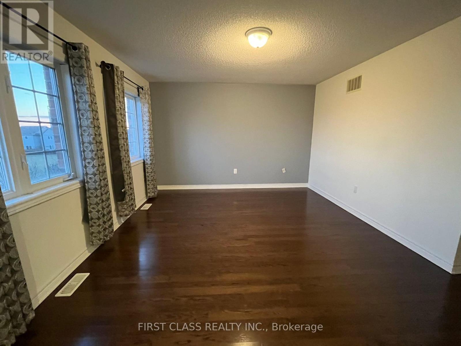 69 Promenade Drive, Whitby, ON photo 13