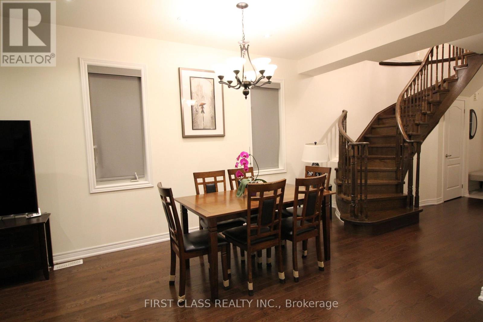 69 Promenade Drive, Whitby, ON photo 8