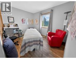 18142 Township Road 1102, High Level, AB T0H1Z0 Photo 15