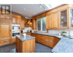 2221 Greenhurst Avenue, Mississauga, ON L4X1J5 Photo 12