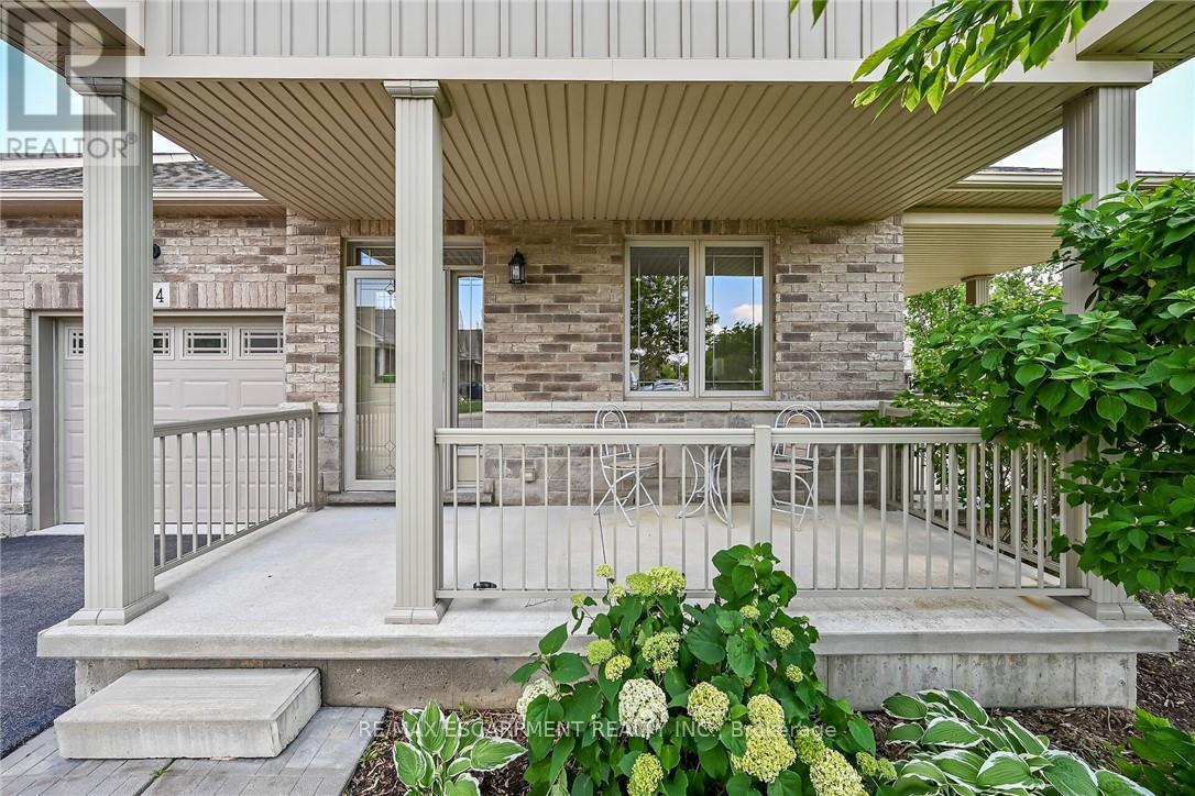 14 Ecker Lane, Hamilton, ON photo 40