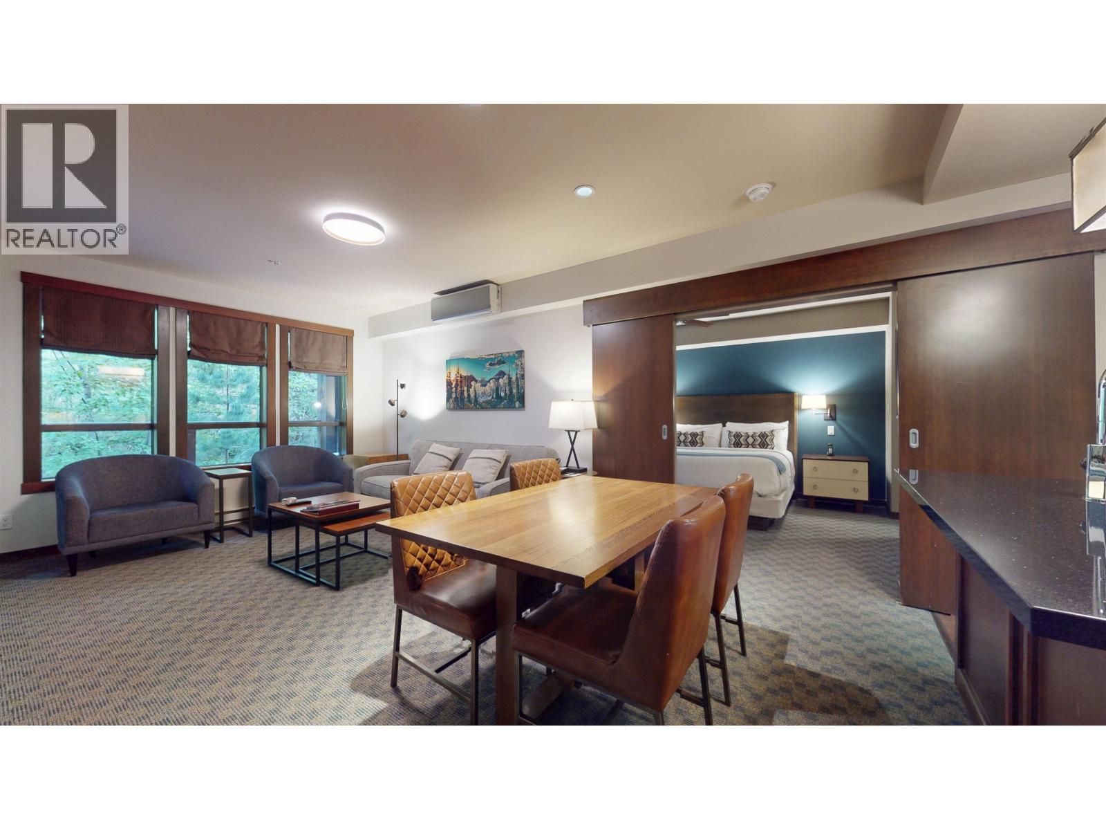 213B 2020 LONDON LANE, Whistler - Image 1