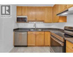 3115, 3115 Sienna Park Green Sw, Calgary, AB T3H3N7 Photo 11