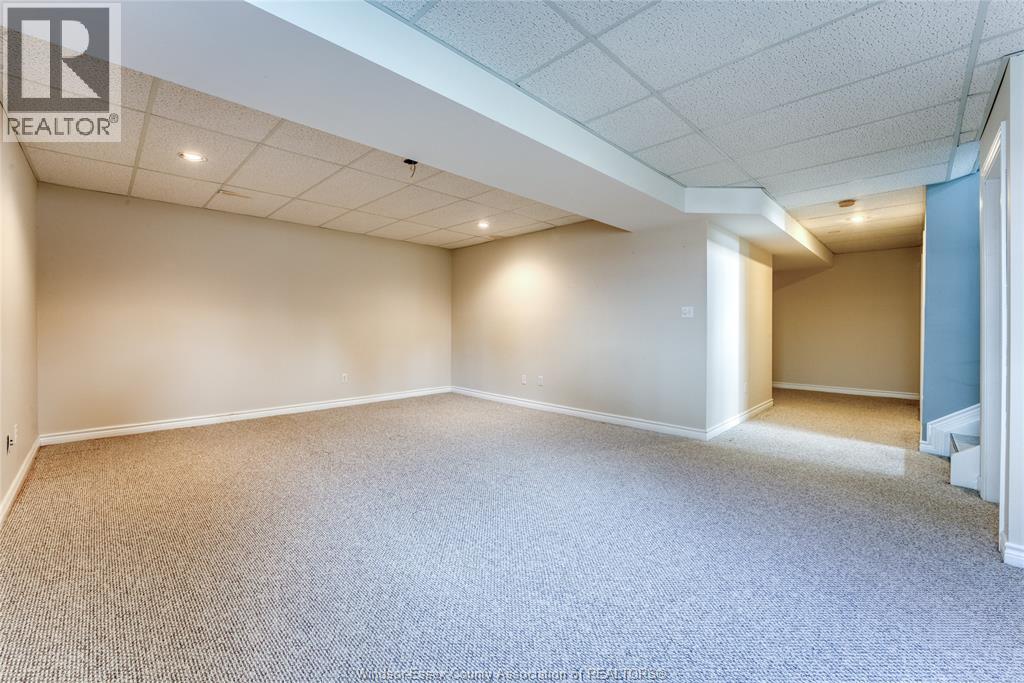 879 WESTWOOD - 23