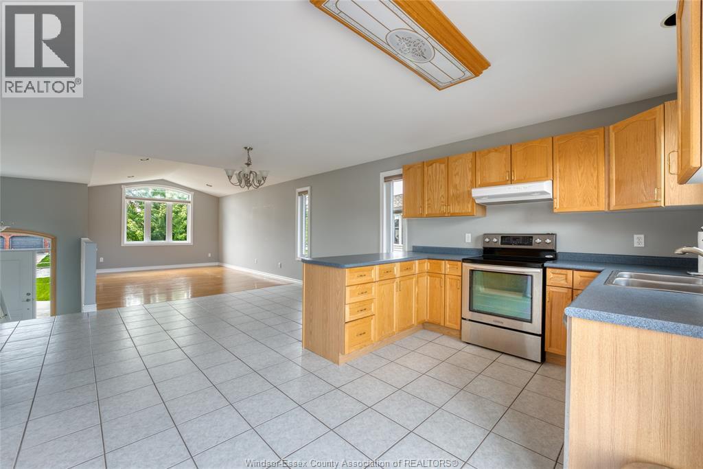 879 WESTWOOD - 16