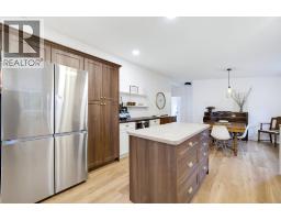 Dining room - 7241 46 Street Ne, Salmon Arm, BC V0E1K0 Photo 6