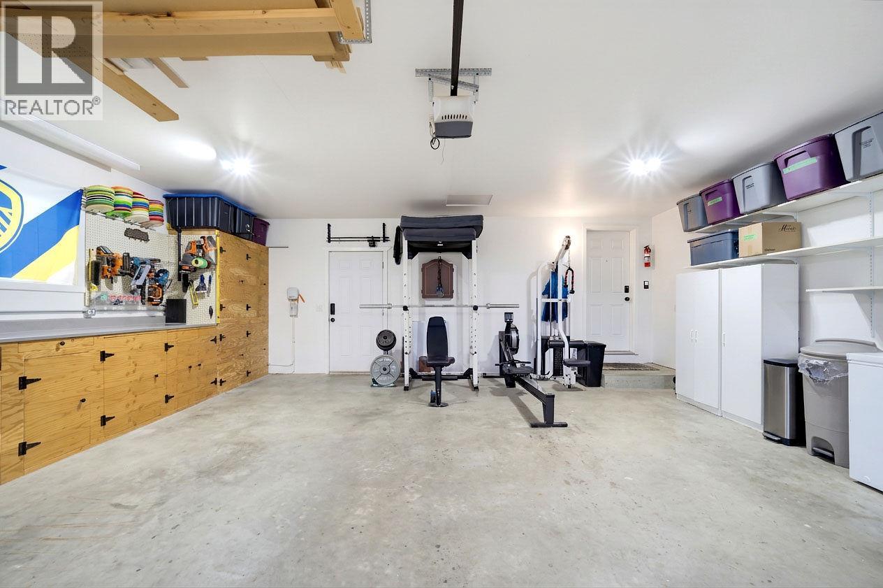 7241 46 Street NE, Salmon Arm - Image 1