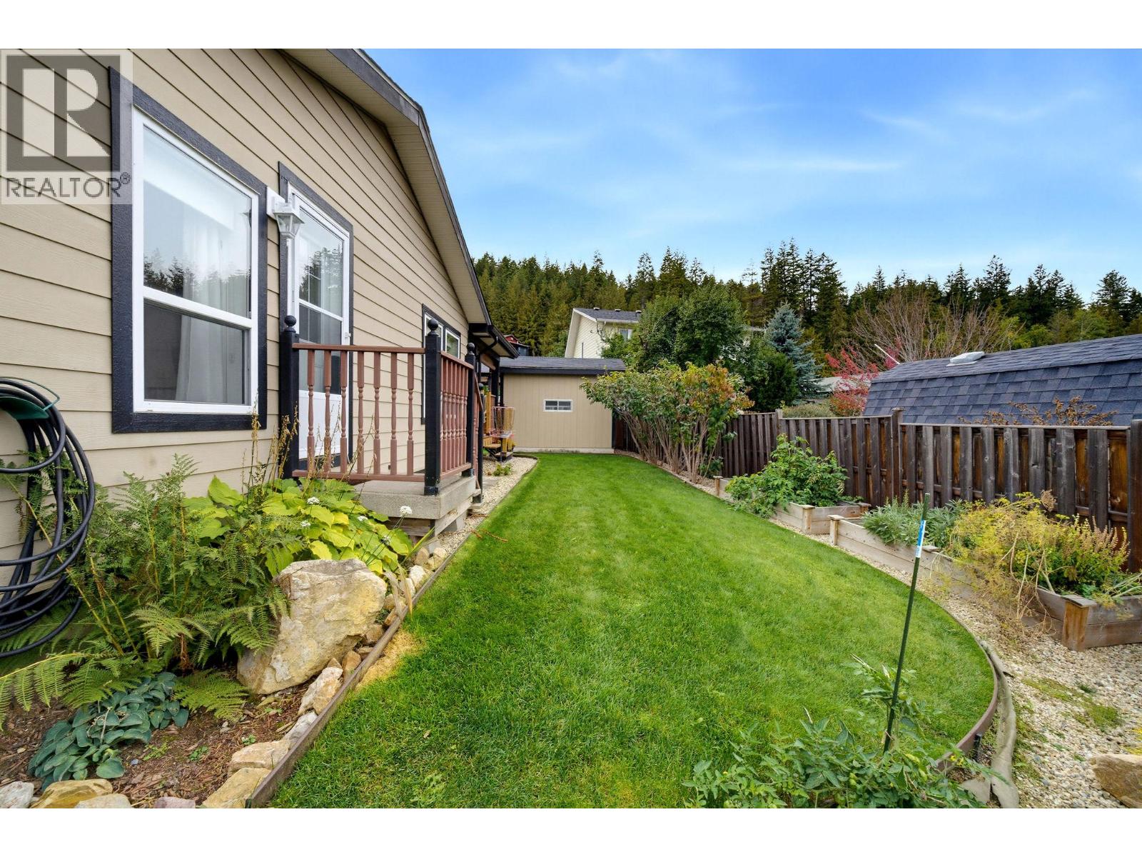 7241 46 Street NE, Salmon Arm - Image 1