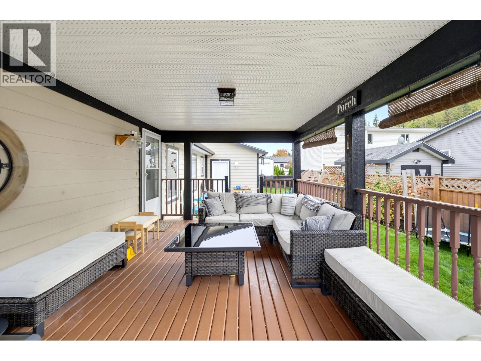 7241 46 Street NE, Salmon Arm - Image 1