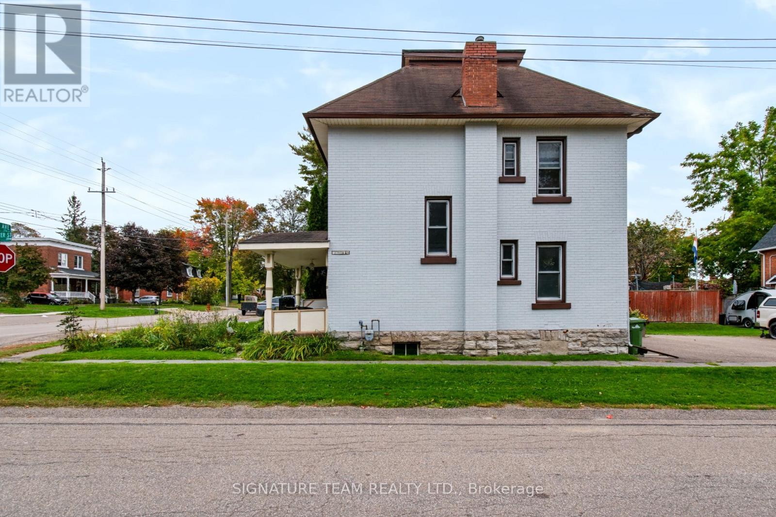 256 MAPLE AVENUE - 4