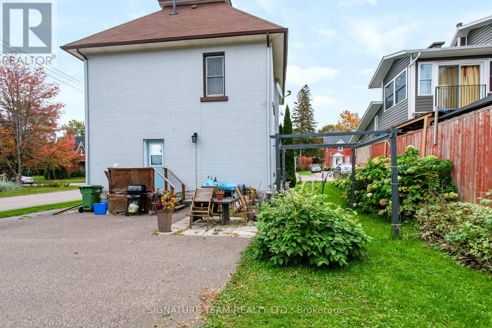 256 MAPLE AVENUE - Image 6