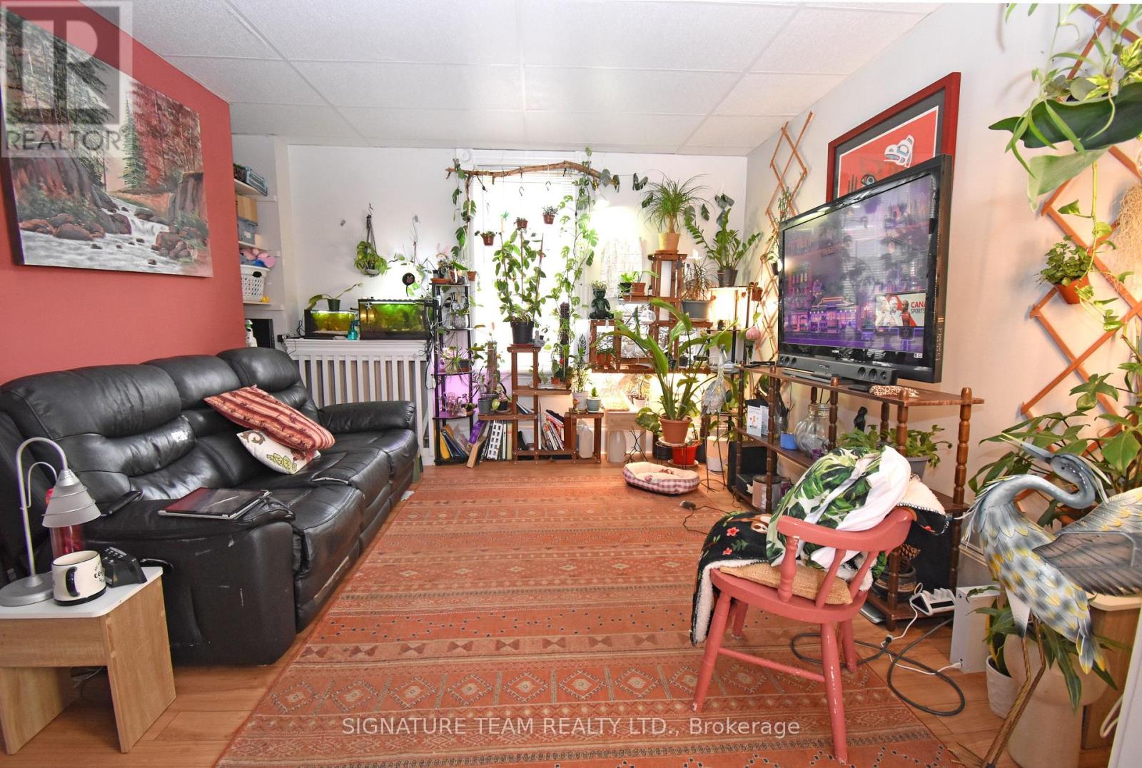 256 MAPLE AVENUE - 9