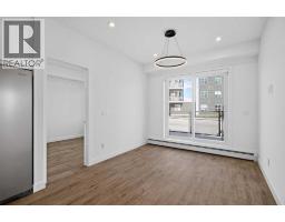 4pc Bathroom - 2120, 265 Wolf Willow Boulevard Se, Calgary, AB T2X6R1 Photo 8