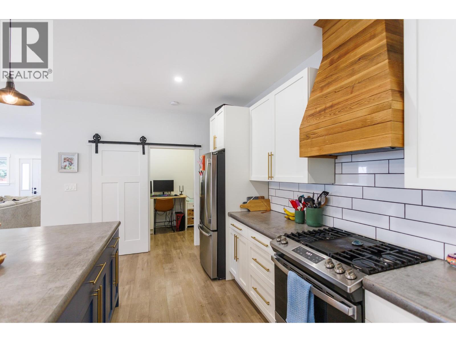 #B 4005 BENNER STREET - Image 12