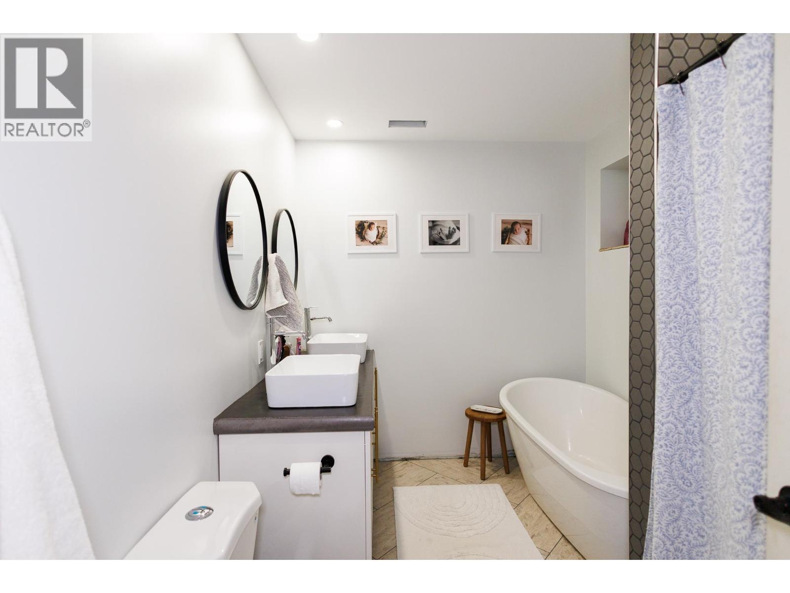 #B 4005 BENNER STREET - Image 22