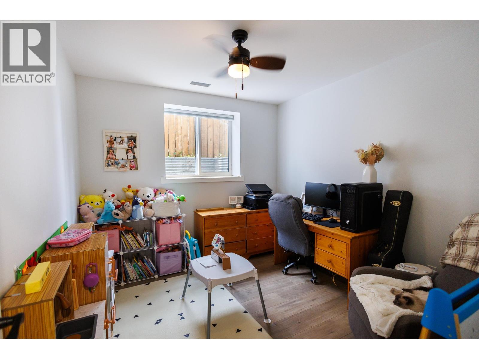 #B 4005 BENNER STREET - Image 23