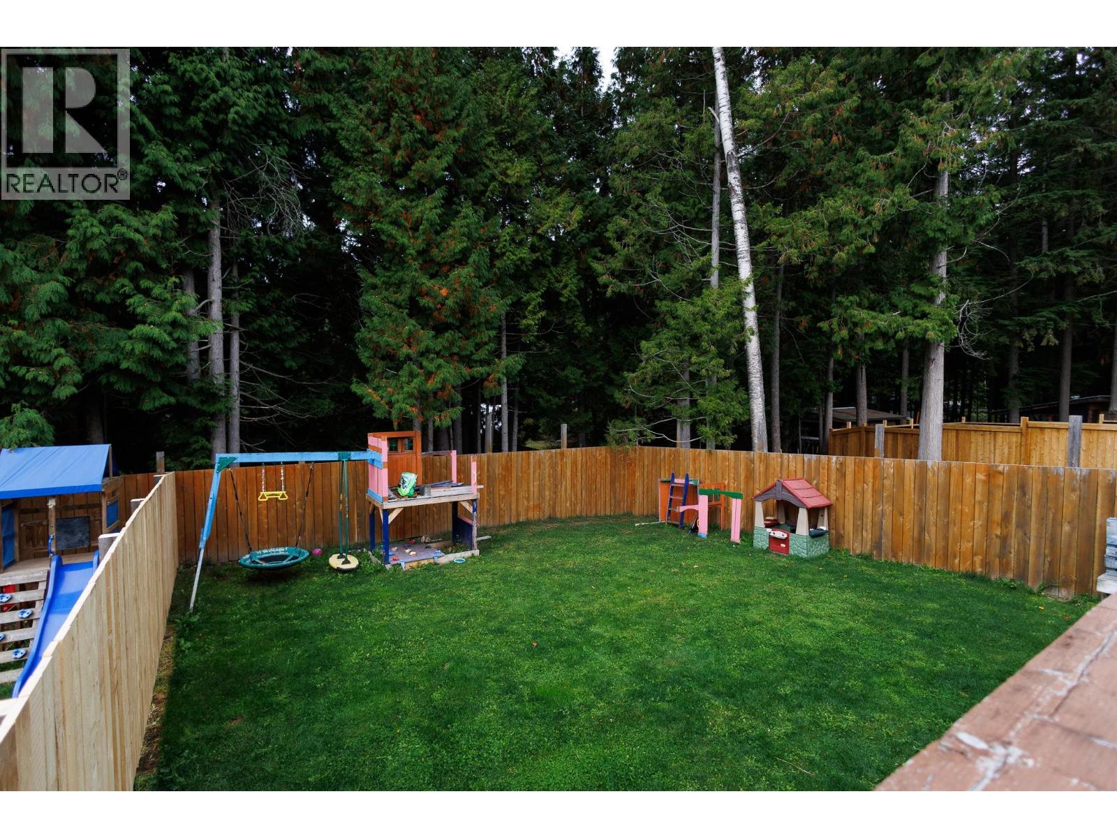 #B 4005 BENNER STREET - Image 29