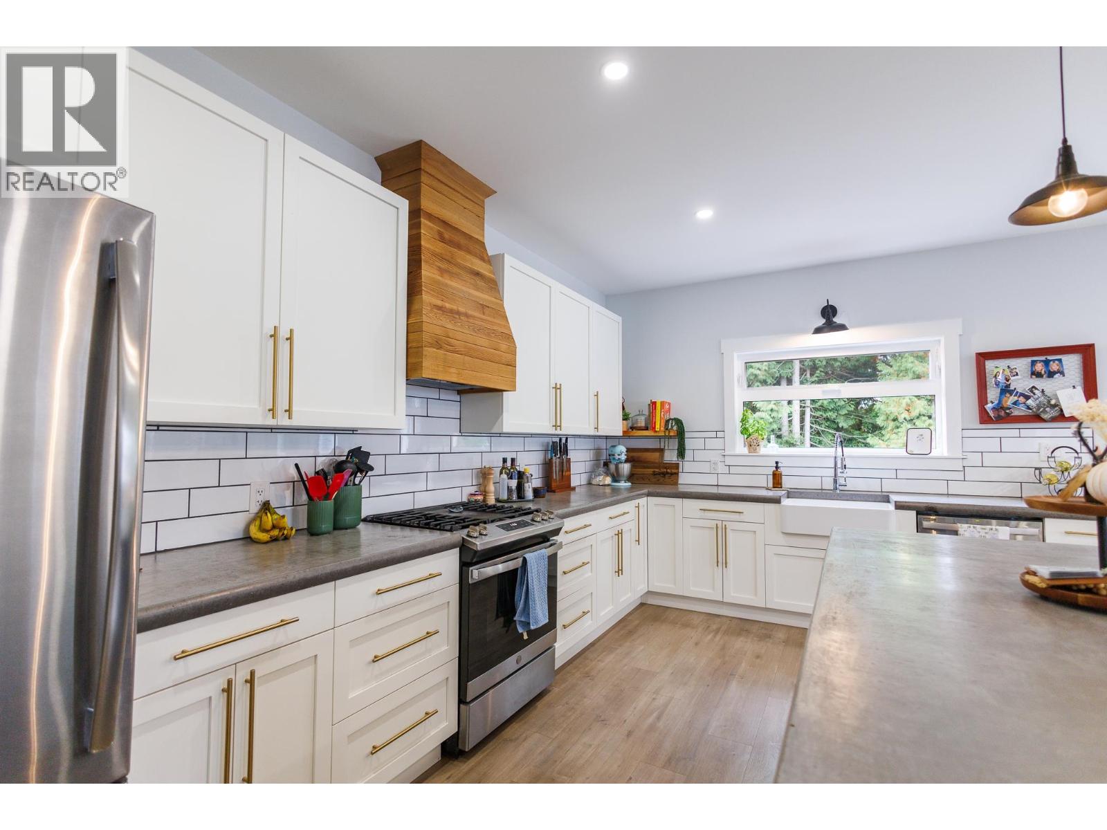 #B 4005 BENNER STREET - Image 3