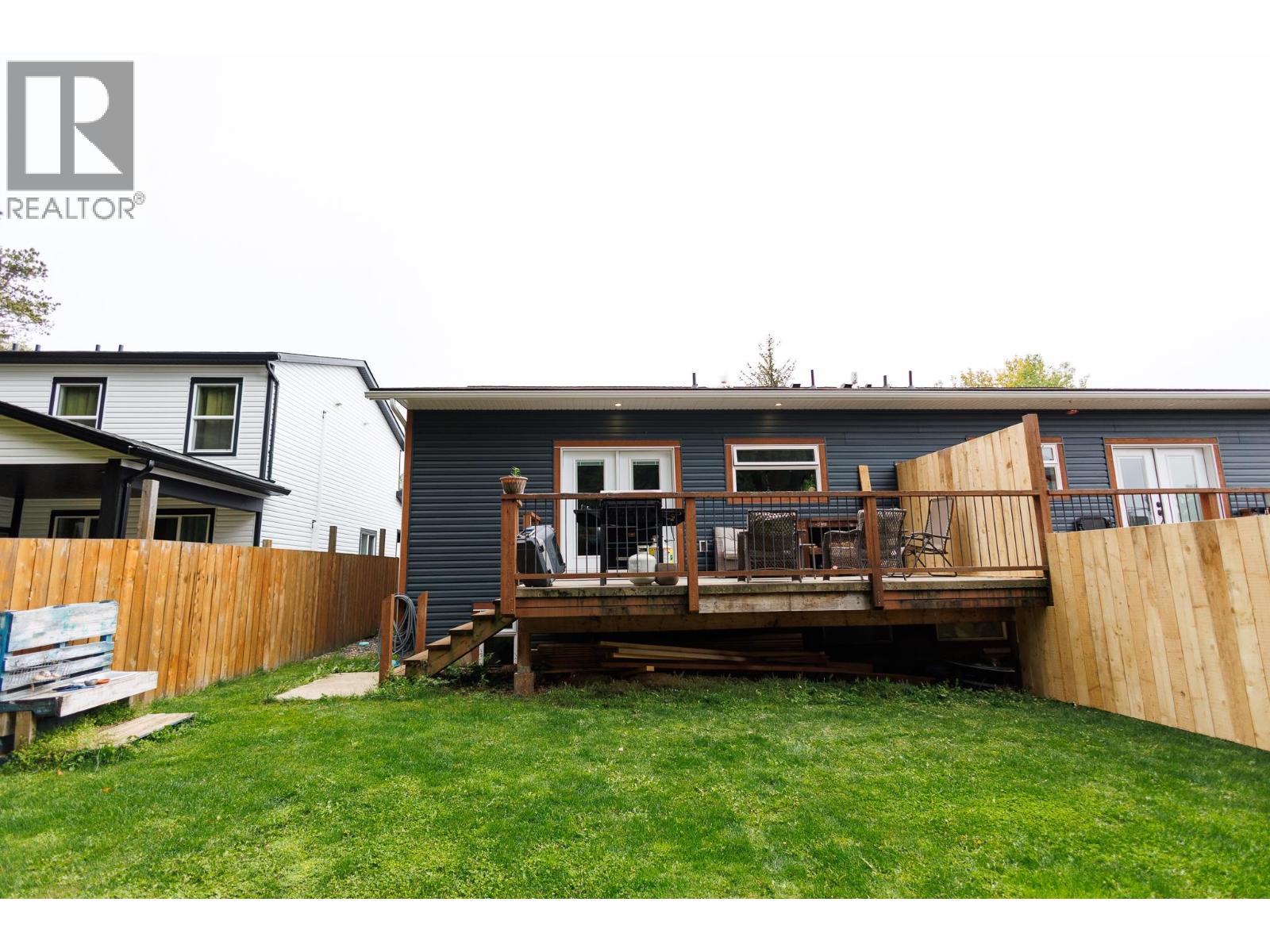 #B 4005 BENNER STREET - 31