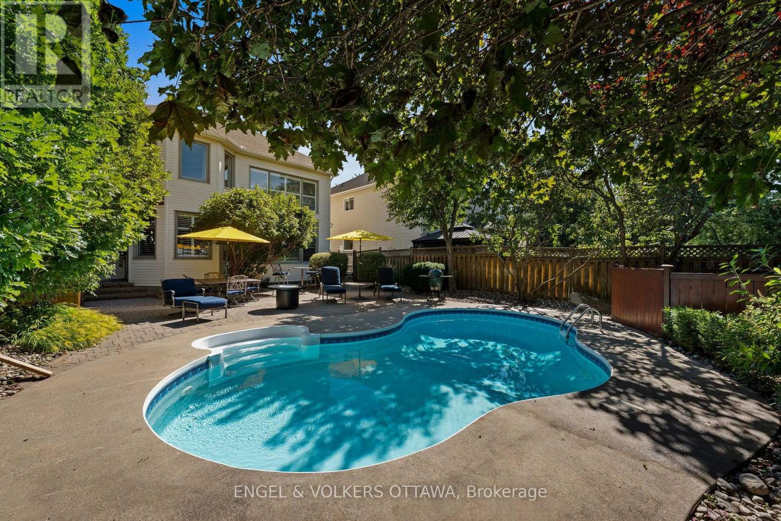 18 PONDHOLLOW WAY - Image 38