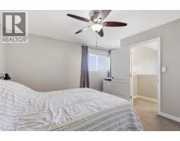 Kitchen - 750 Dunrobin Drive Unit# 7, Kamloops, BC V1S1X3 Photo 12