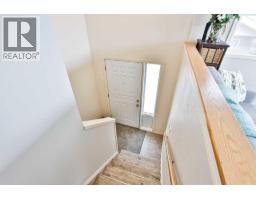 47 Highlands Place W - photo 32