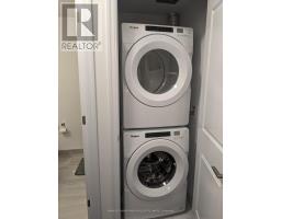 2110 - 30 Elm Drive W, Mississauga, ON L5B0N6 Photo 9
