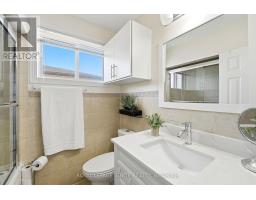 4 Buttercup Court, Toronto, ON M9L2M9 Photo 16
