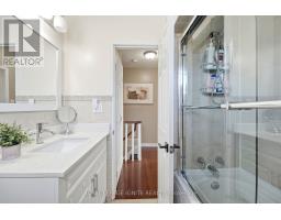 4 Buttercup Court, Toronto, ON M9L2M9 Photo 18
