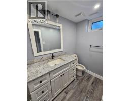 8 Coventry Drive, Kitchener, ON N2A1N3 Photo 11