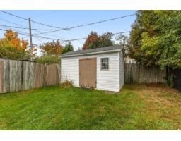35 Rue De Candiac, Gatineau, QC J8R2A6 Photo 22