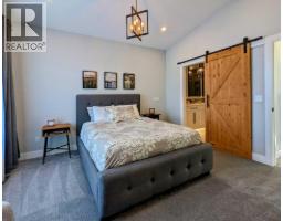 Bedroom - 635 20 Avenue Ne, Calgary, AB T2E1R6 Photo 6