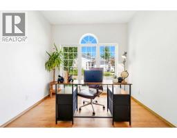 50 Douglasview Park Se, Calgary, AB T2G5T2 Photo 12