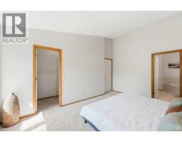 50 Douglasview Park Se, Calgary, AB T2G5T2 Photo 22