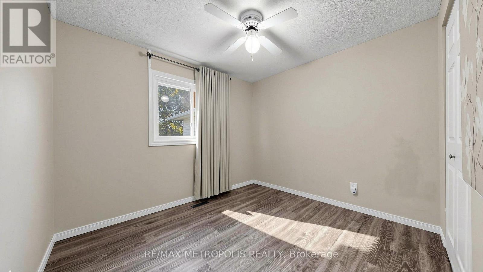 892 Gentry Crescent, Oshawa, ON photo 25