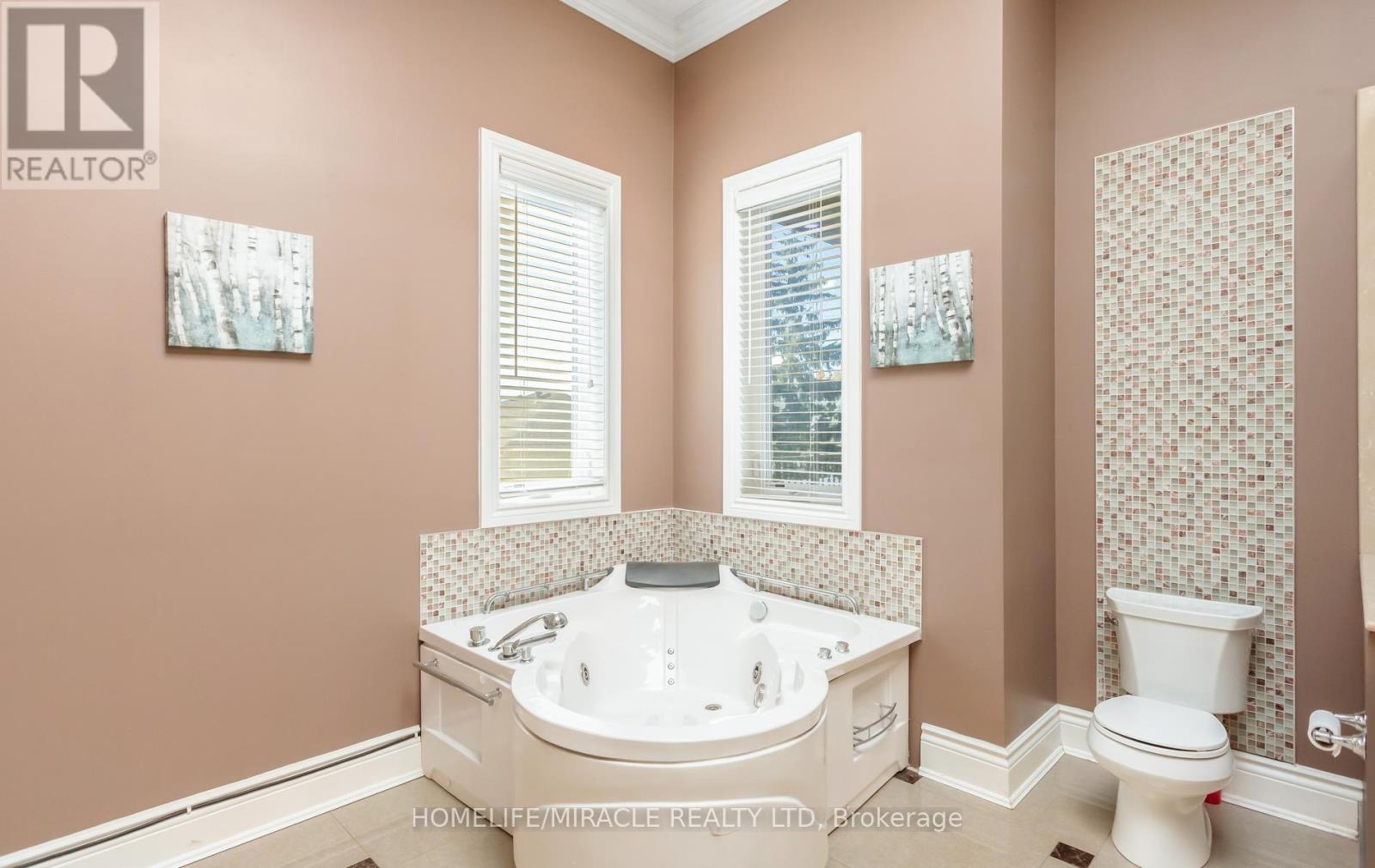 369 TOYNEVALE ROAD - 34