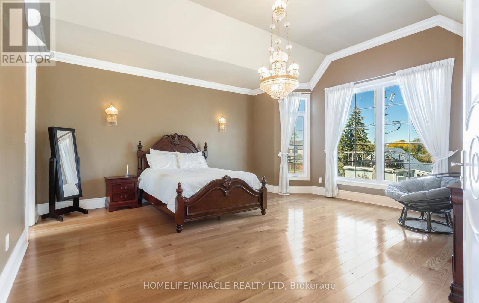 369 TOYNEVALE ROAD - 38