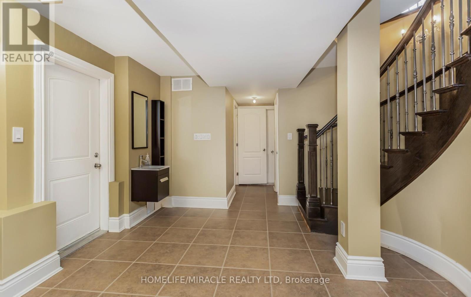 369 TOYNEVALE ROAD - 41