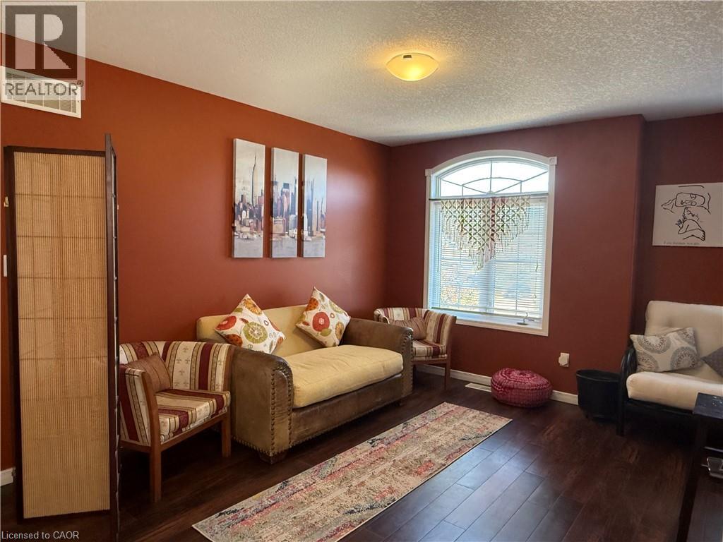 264 STEEPLERIDGE Street - Image 16