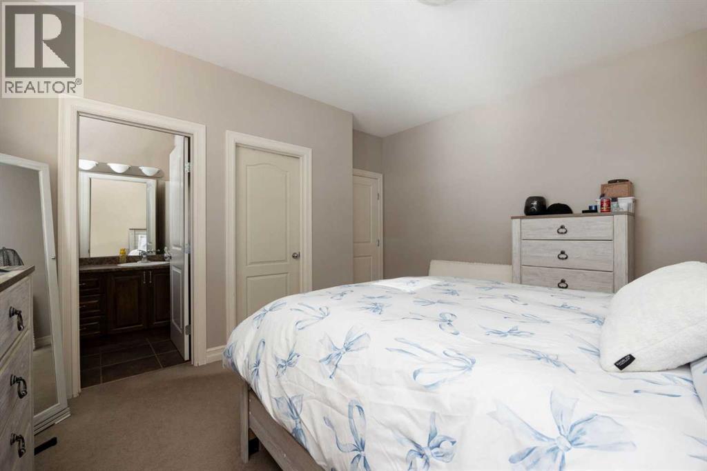 156 Paris Crescent - Image 12