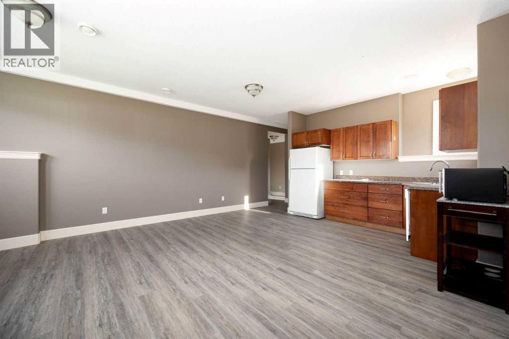 156 Paris Crescent - Image 16