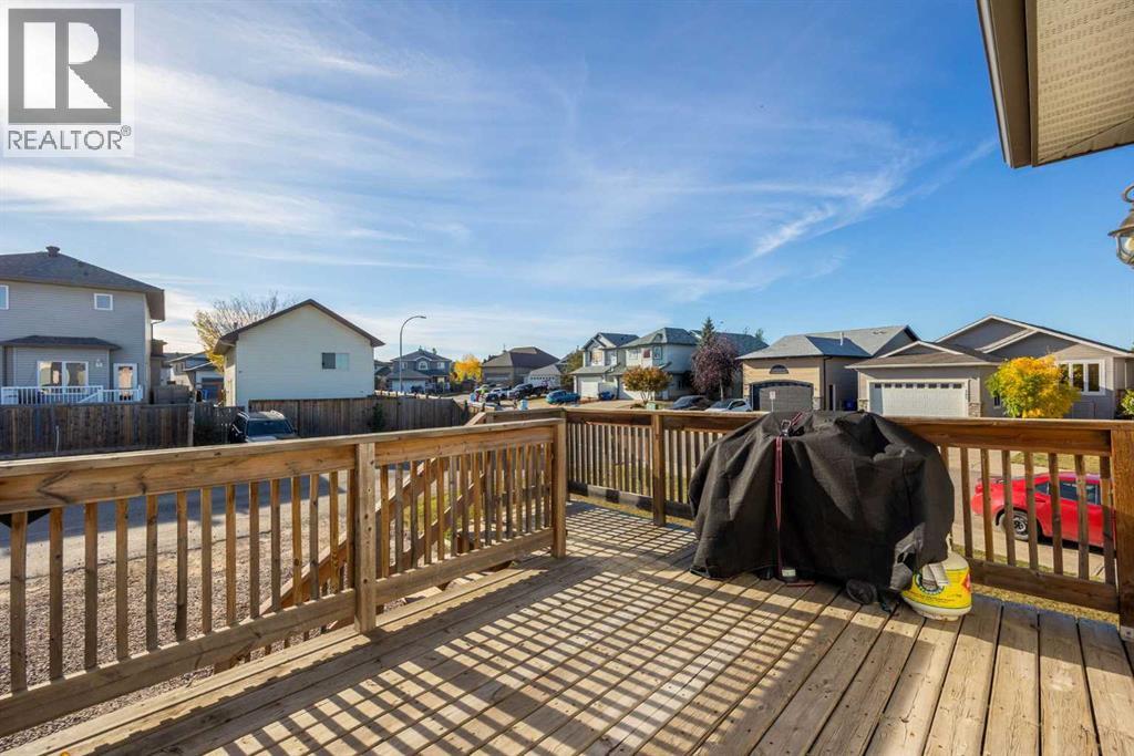 156 Paris Crescent - Image 25