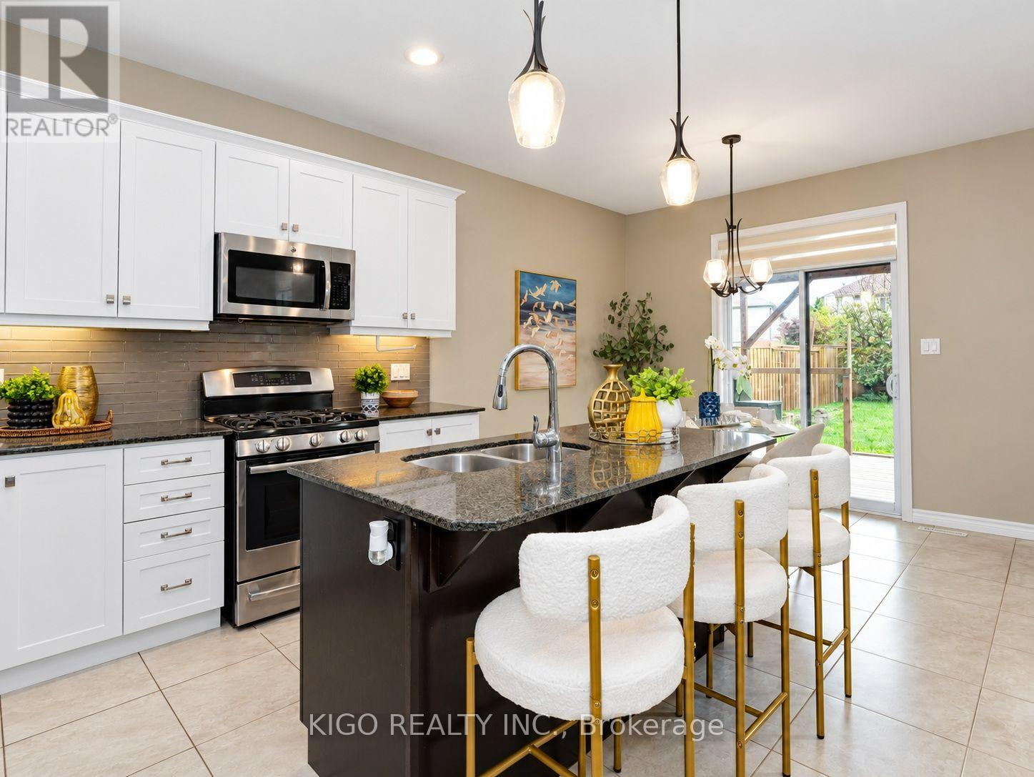 1121 MEDWAY PARK DRIVE - 21