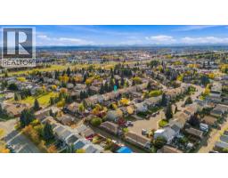 Storage - 17 Erin Ridge Road Se, Calgary, AB T2B2W2 Photo 9