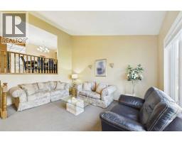 Family room - 222 Davison Drive, Red Deer, AB T4R2E6 Photo 9