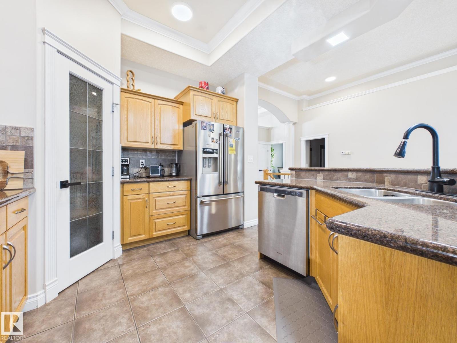 14815 16 ST NW - 23