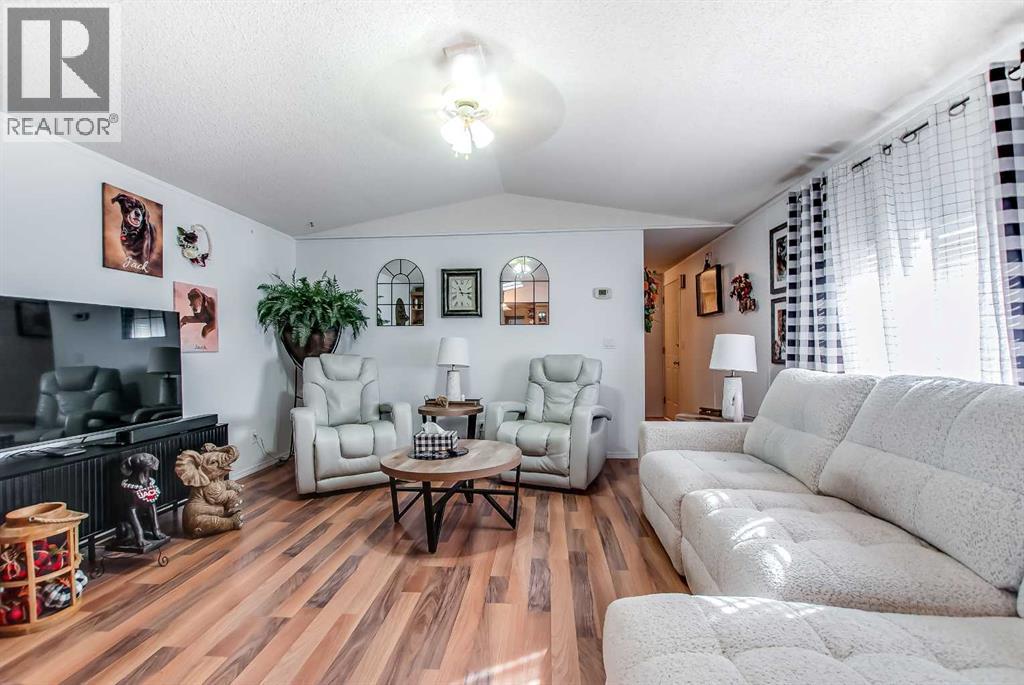 236, 4000 13 Avenue SE - 4