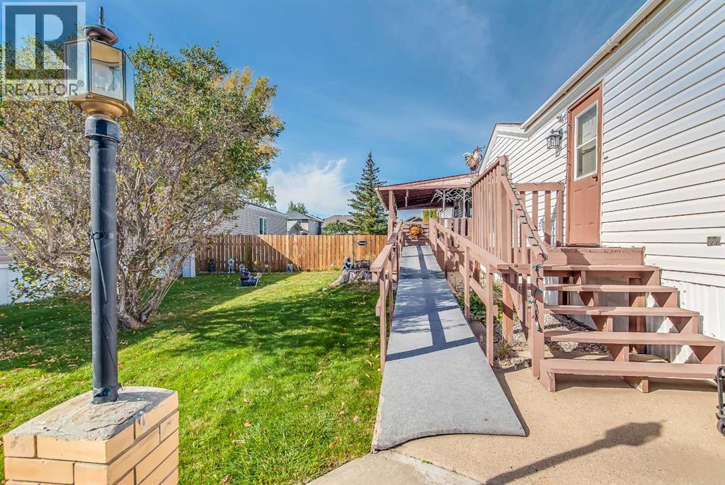 236, 4000 13 Avenue SE - 9