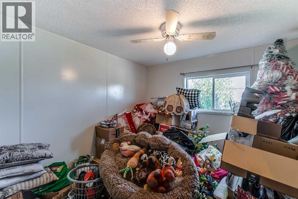 236, 4000 13 Avenue SE - 37