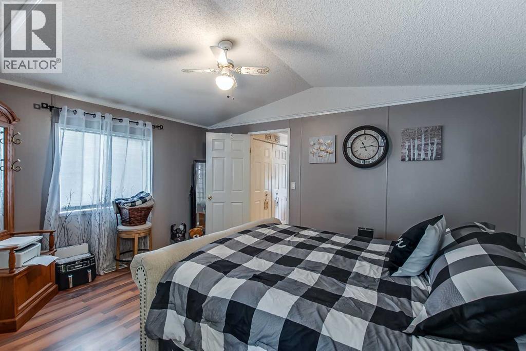 236, 4000 13 Avenue SE - 31